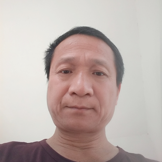 青衫就彩色的照片