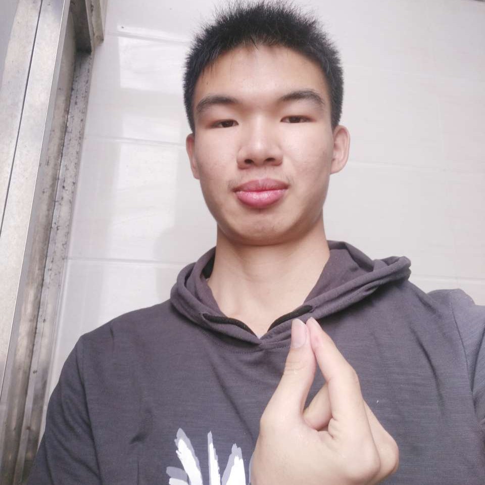 黑猫相许纯真的照片