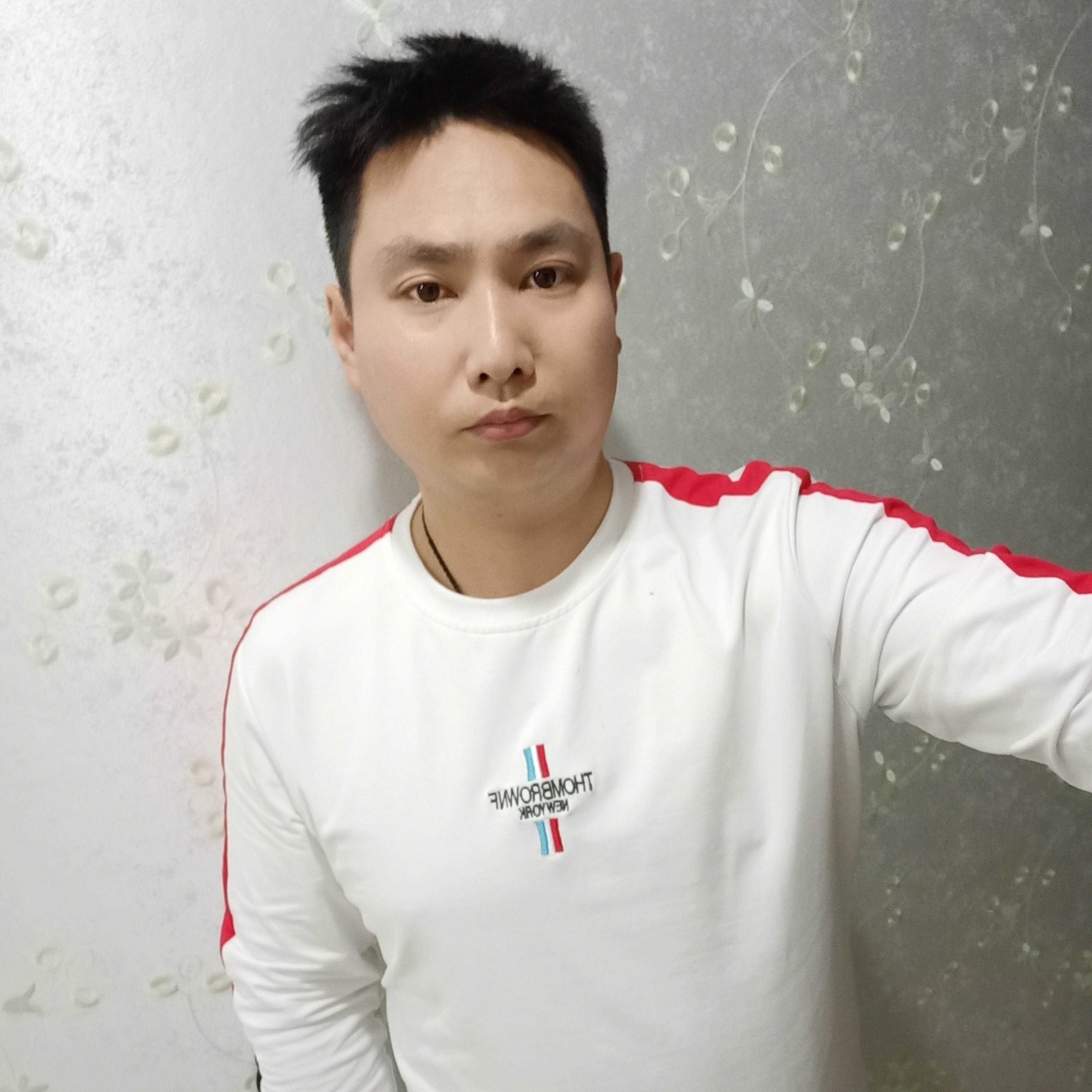 眼睛知性？你好的照片