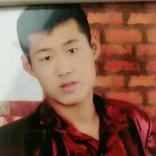 短靴方无聊的照片