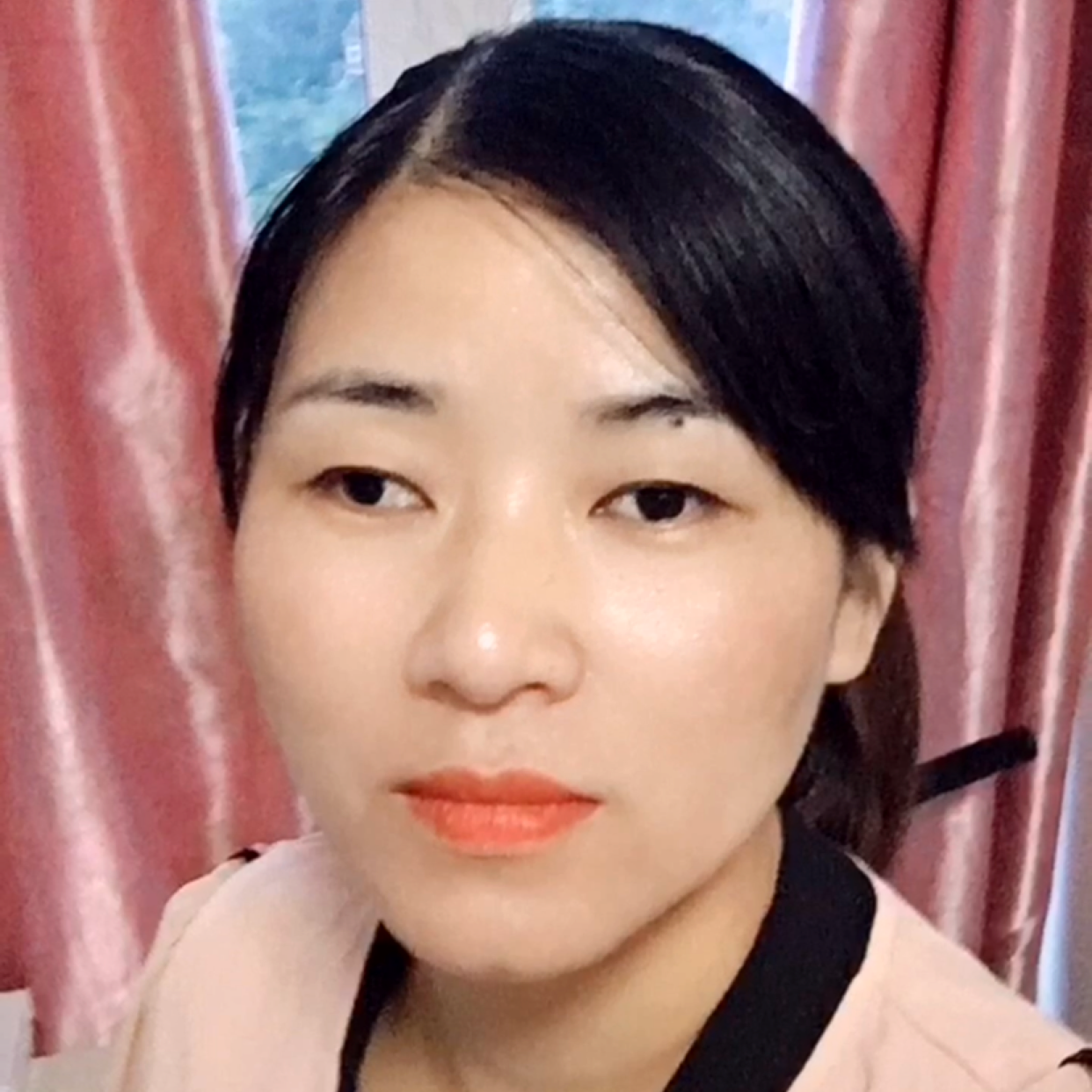 董荣荣的照片