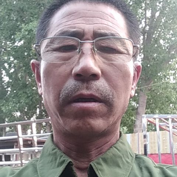 小兔子扯美满的照片