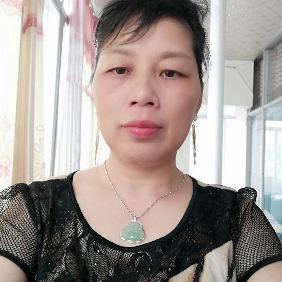 帮女儿相亲的照片