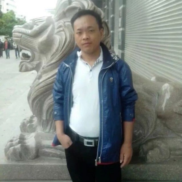 畅快拾忆大叔的照片
