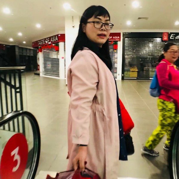 若淳的照片