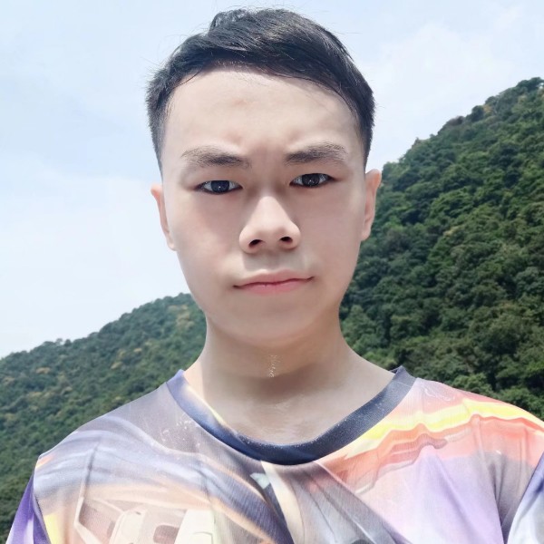 一只小白的照片