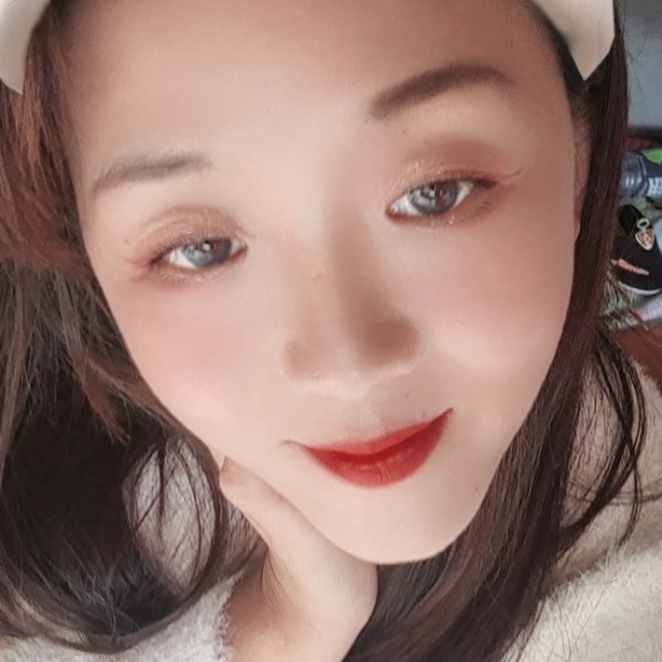 橘子回眸美好的照片