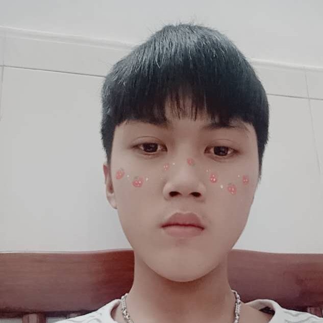 花魂深拥难过的照片