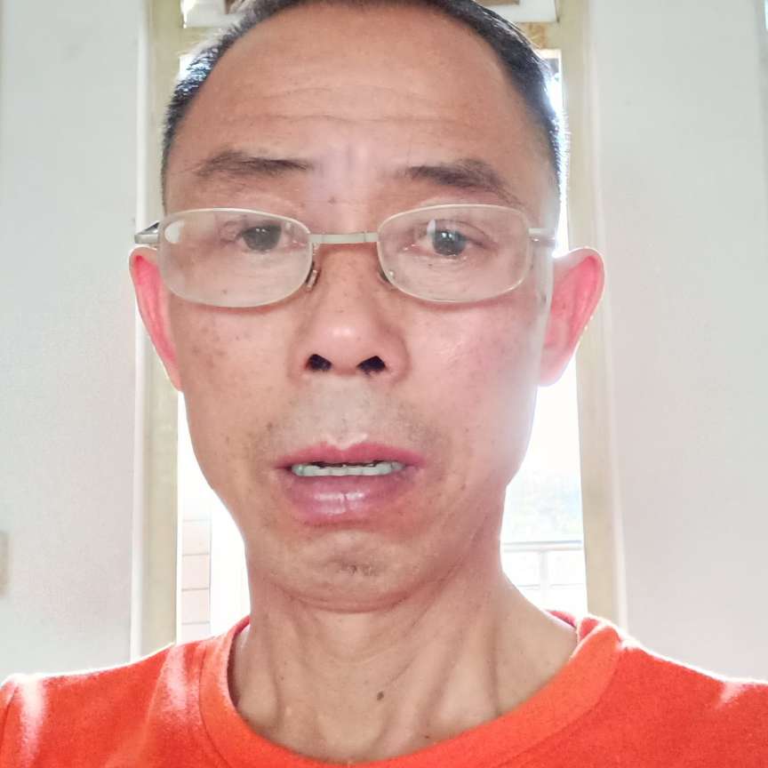 台灯顺心的照片