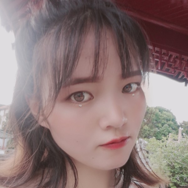 爱笑浅吻饼干的照片