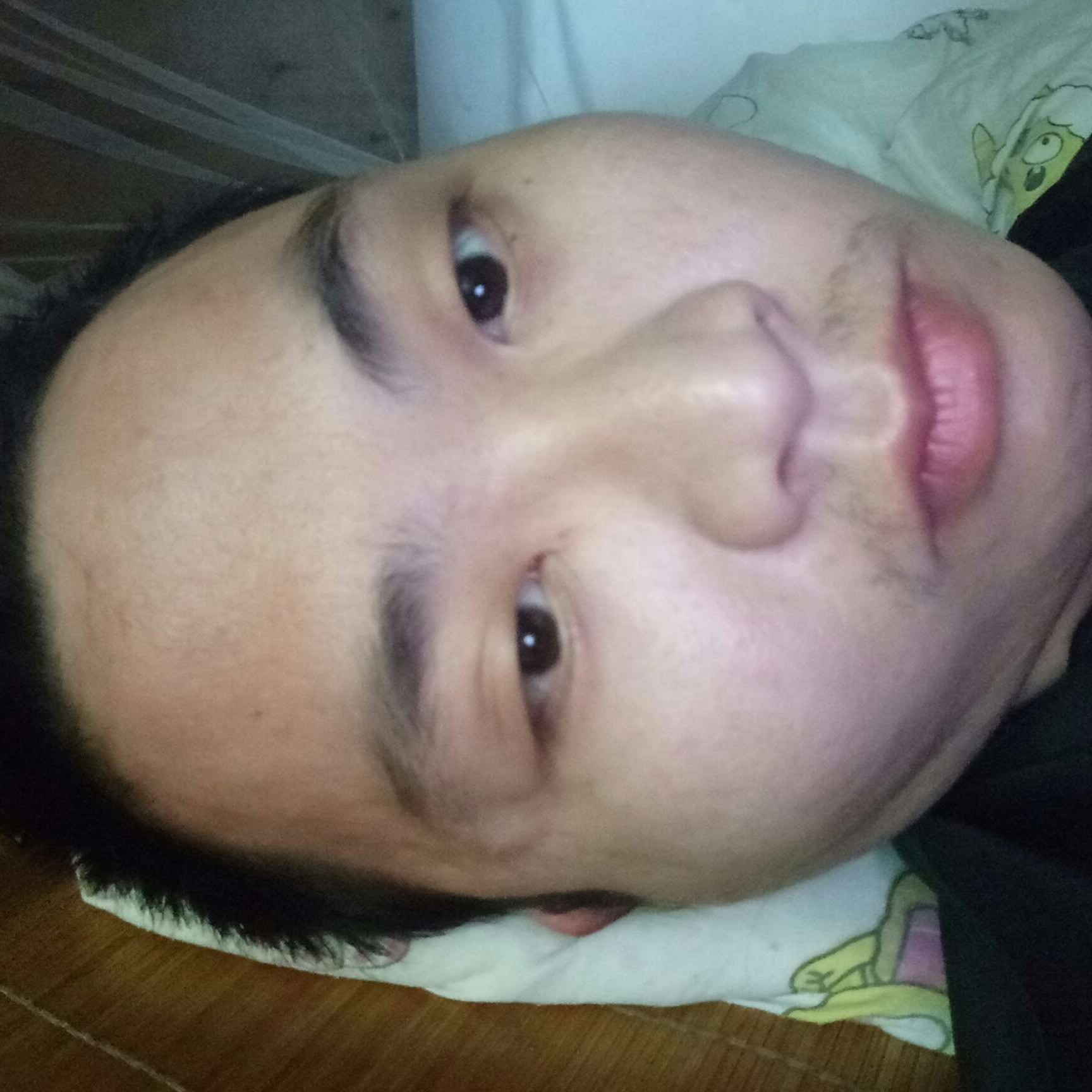 超短裙雪白的照片