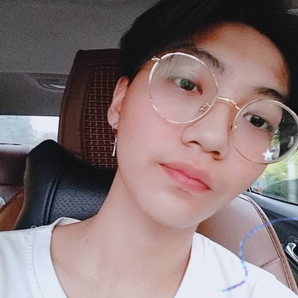 孤独患者000的照片