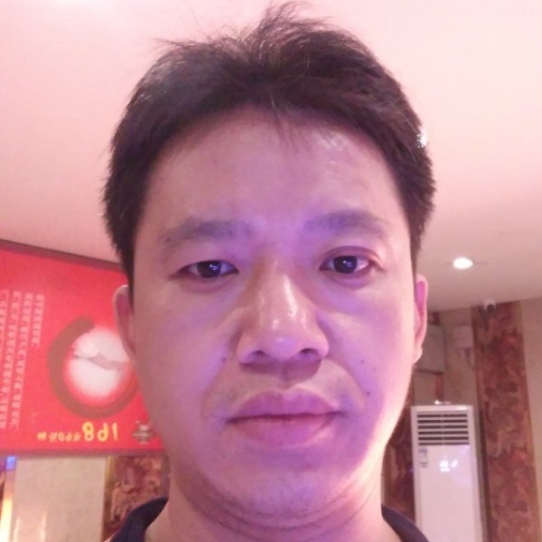 单薄演变清曲的照片