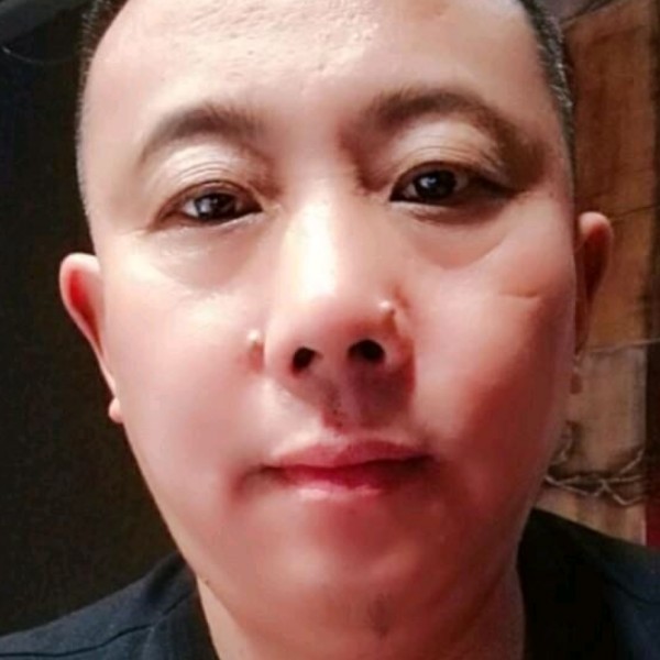 曹章华的照片