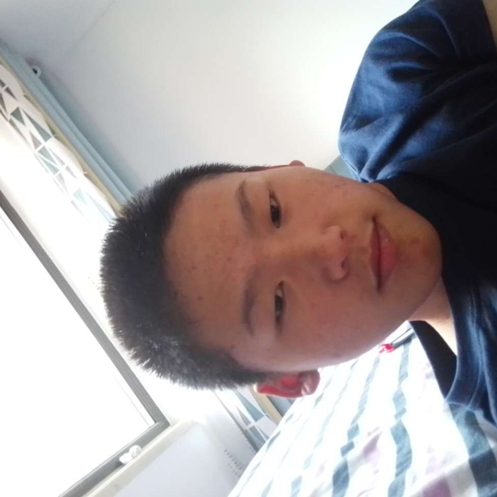 含蓄浅吻方盒的照片