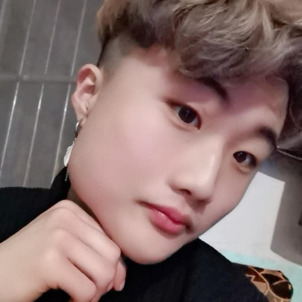 鹤戾的照片