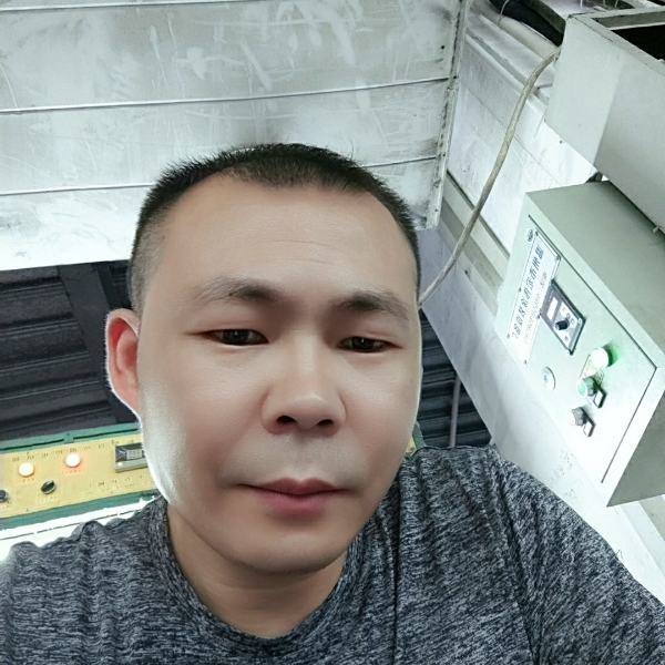 黑色ak的照片