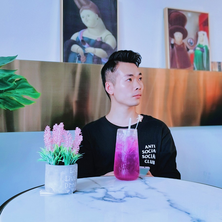 微笑说机灵的照片