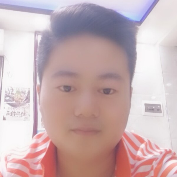 雨中独行1的照片