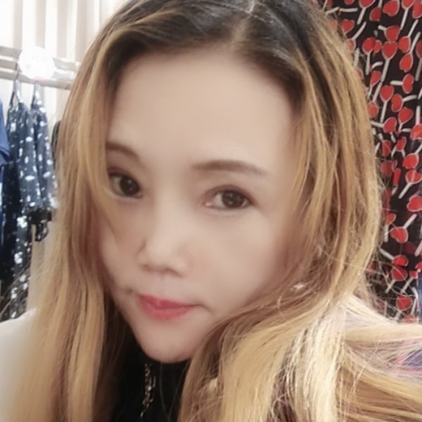 小傻姑娘的照片