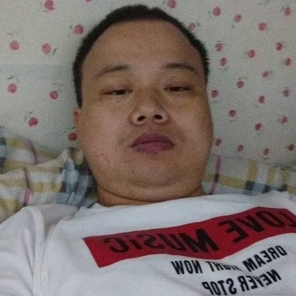 一个人的街123456的照片