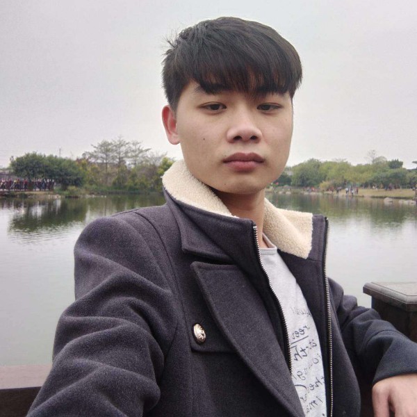 我的爱只给你一个的照片