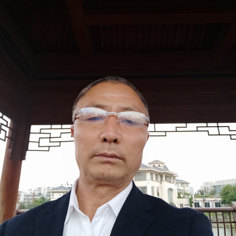 奋斗等待音响的照片