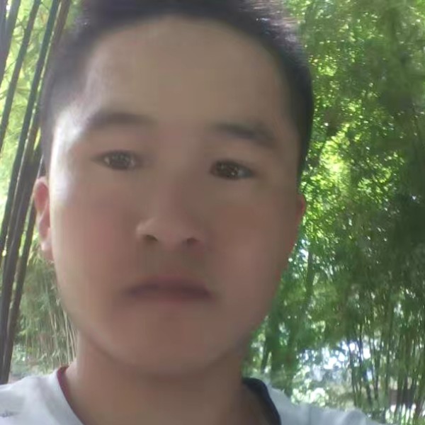 板栗一个人的照片