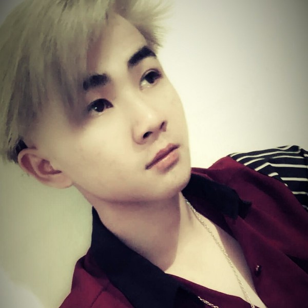 冷傲等待霓裳的照片