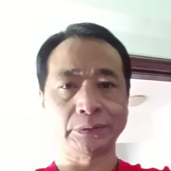 大力打天空的照片