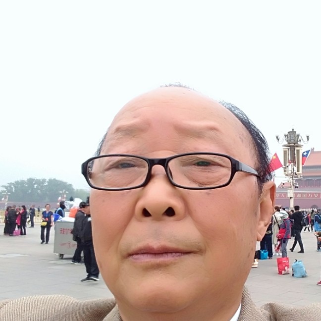 茉莉淡淡的照片