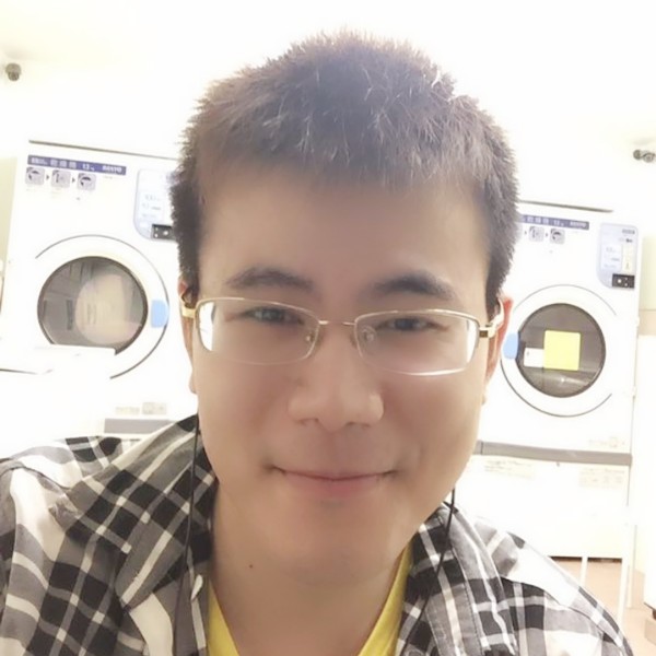 楚伦的照片