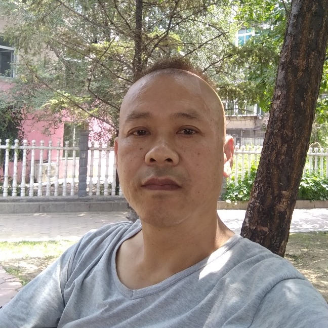 蓝天下面是的照片