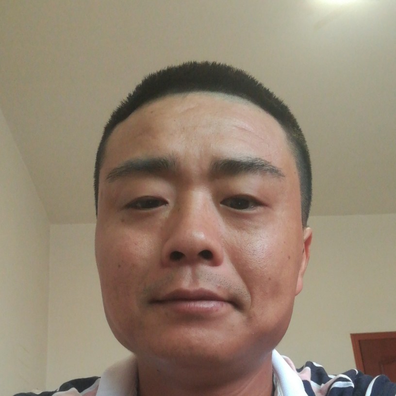 华哥哥来也的照片