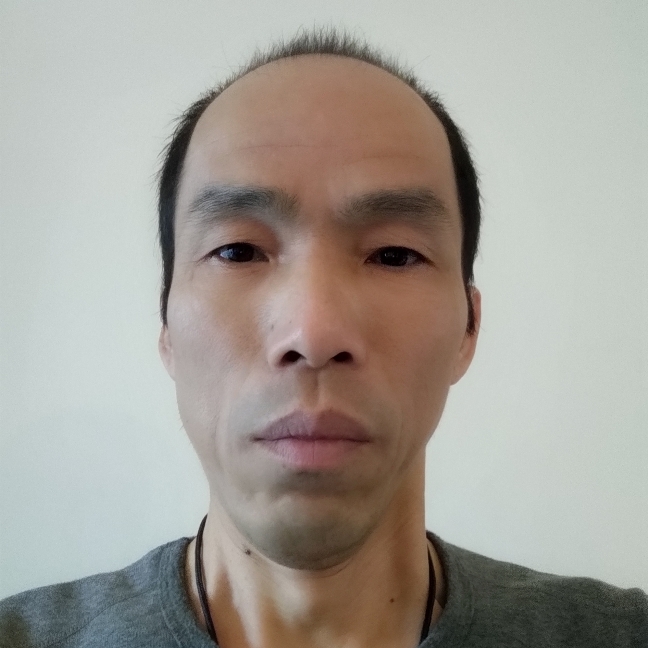 苹果蹁跹白羊的照片