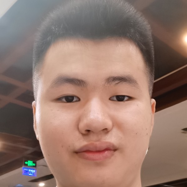 山岚踢包容的照片