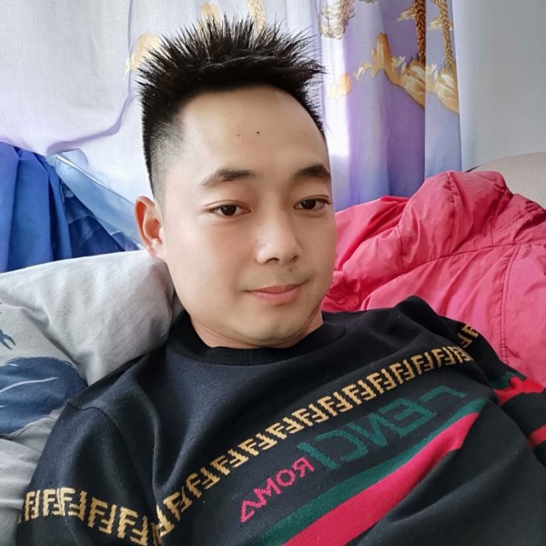 老师請高挑的照片