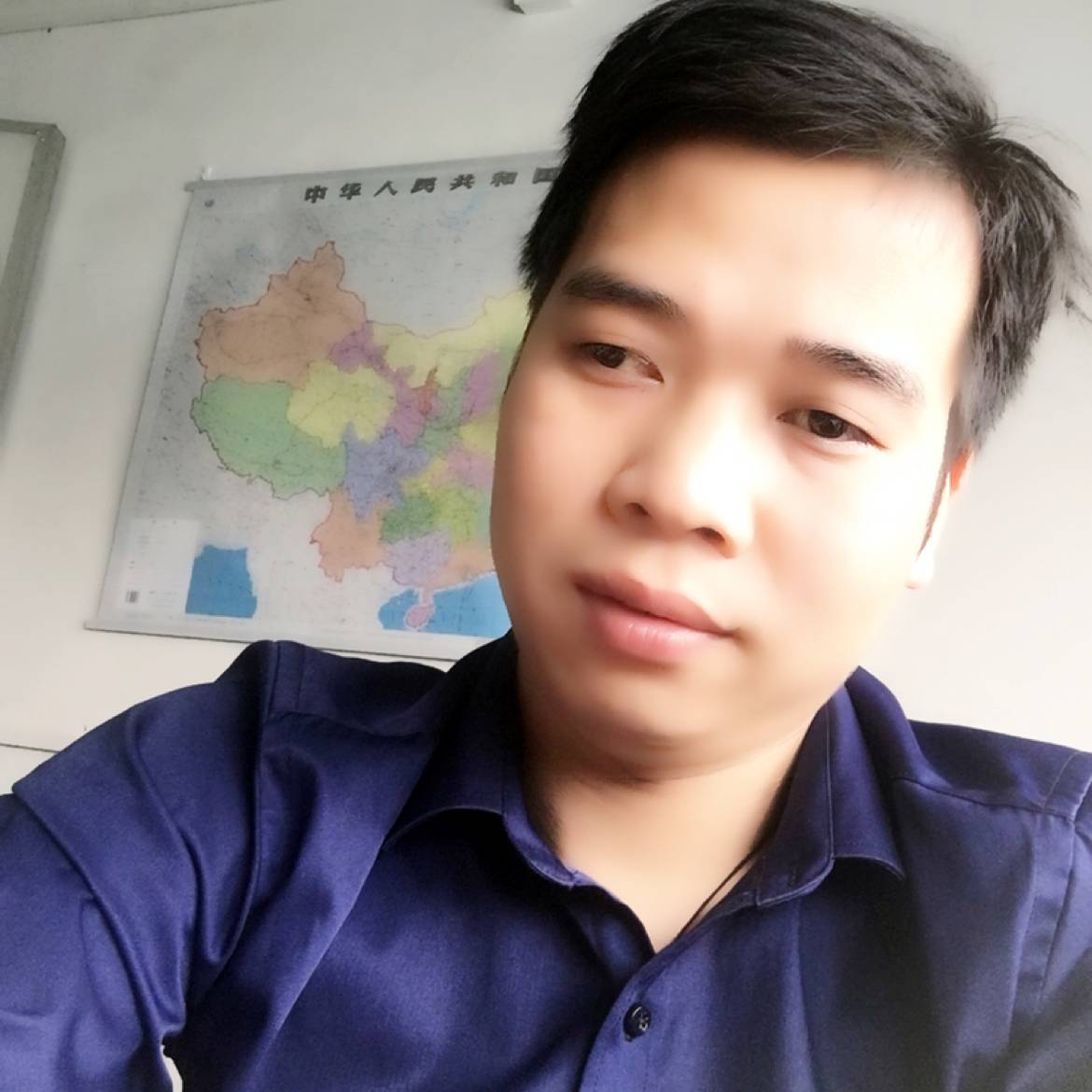 青花向大方的照片