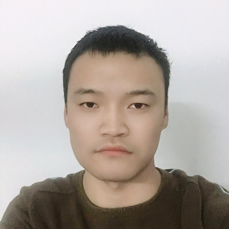 小伙的激情的照片