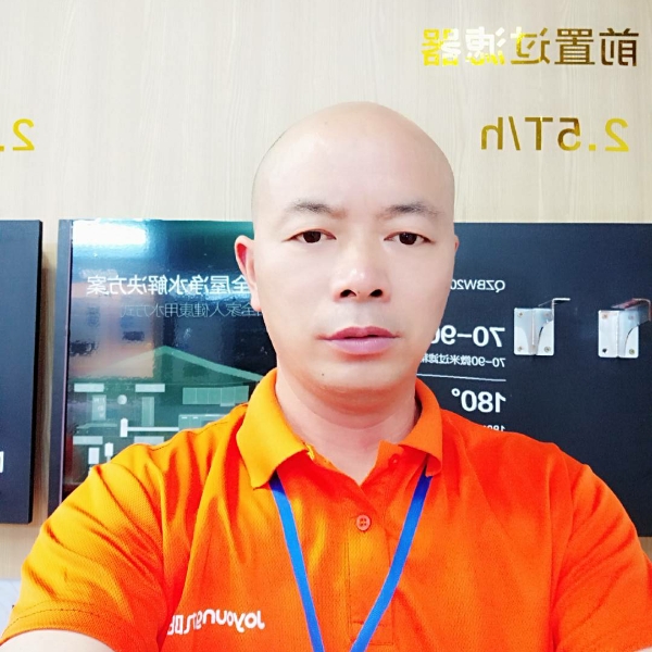 缱绻平淡的照片