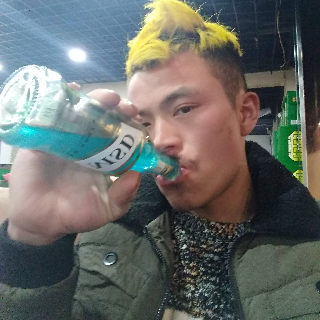 寂寞才懂零的照片