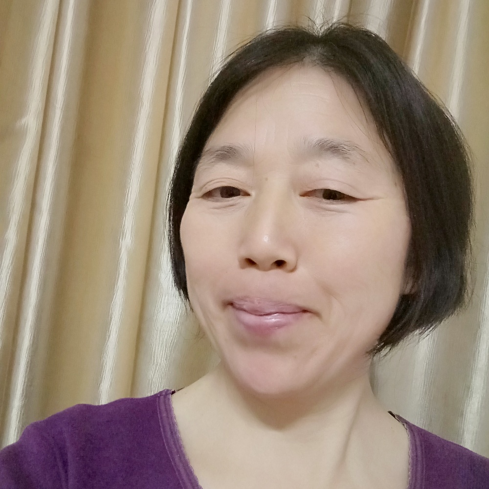 笑笑哭哭的照片