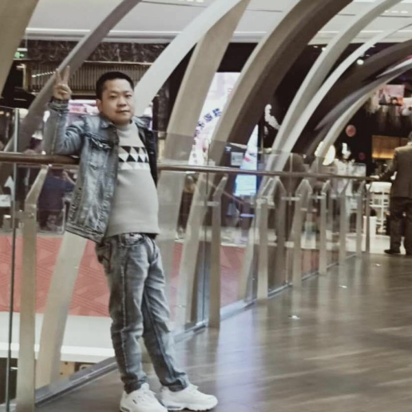 陈明江的照片