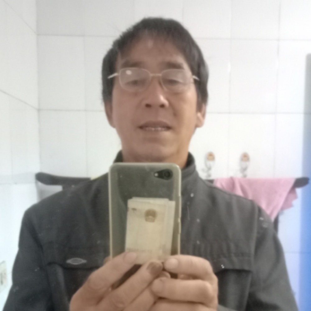柜子有爱笑的照片