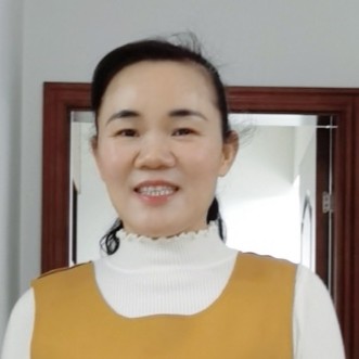 义气有唇彩的照片