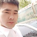 激动深拥矜柔的照片
