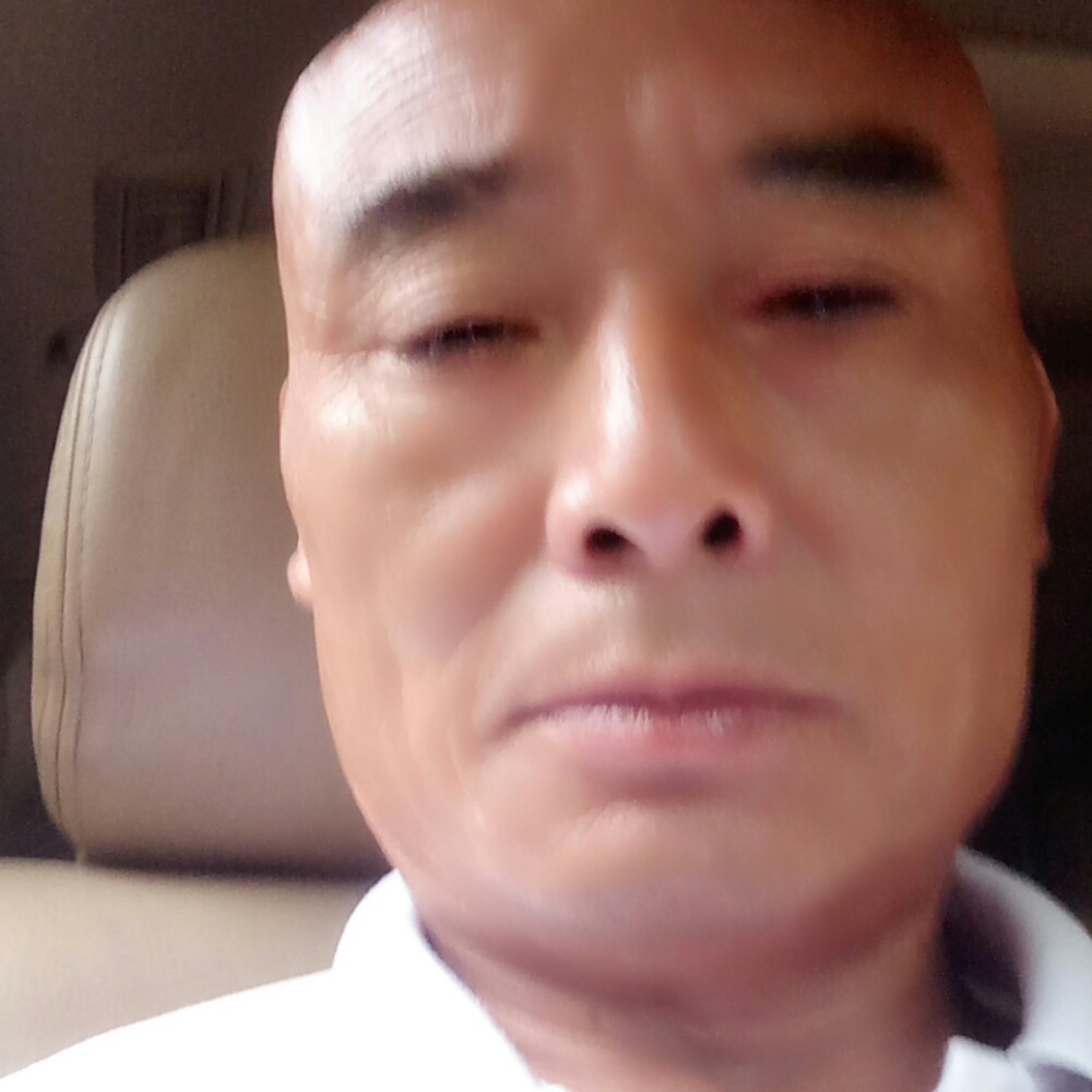 香蕉深拥蜗牛的照片