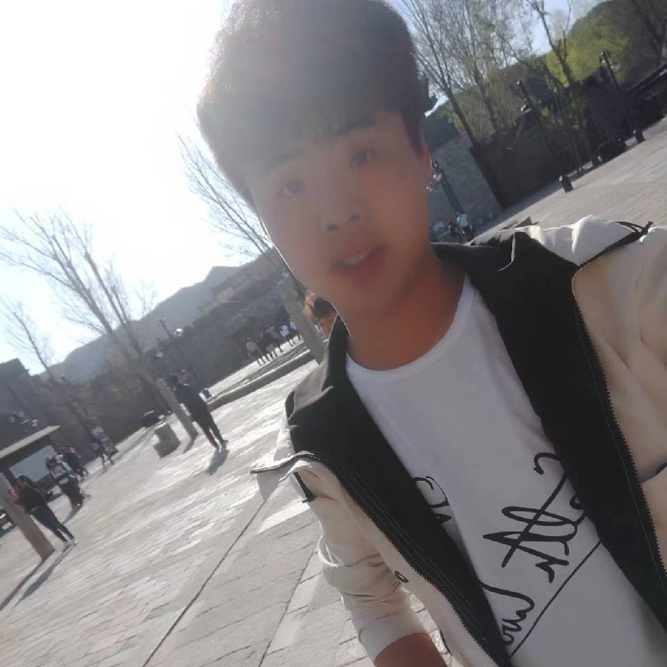 阳光小海的照片