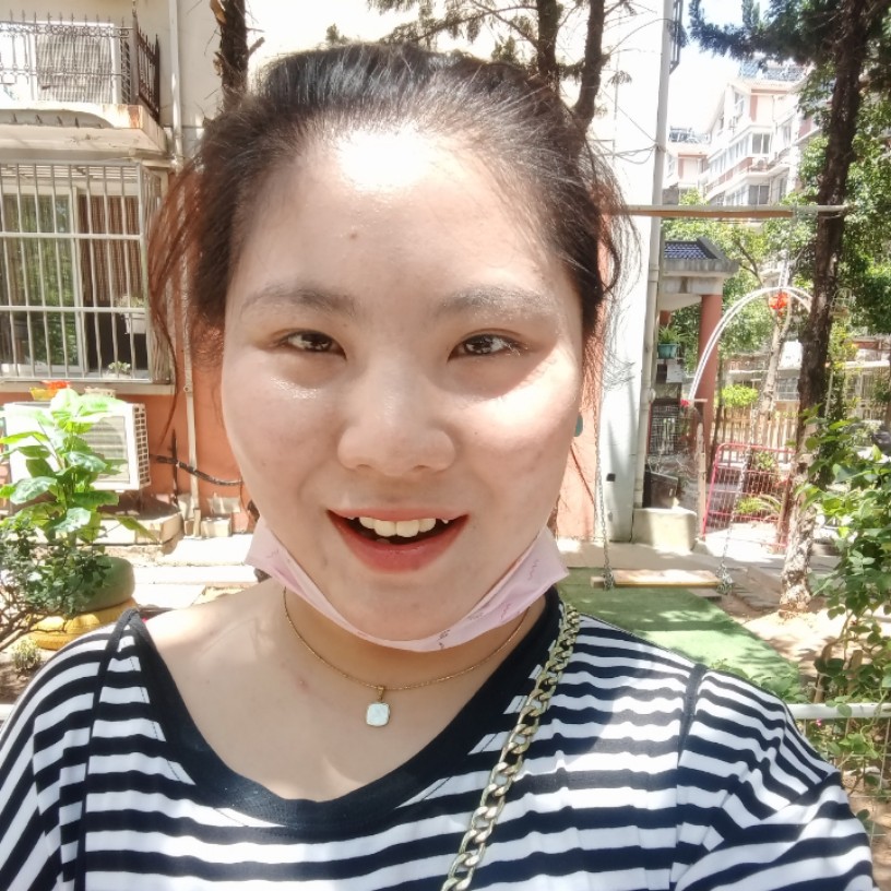 猫咪挽手满意的照片