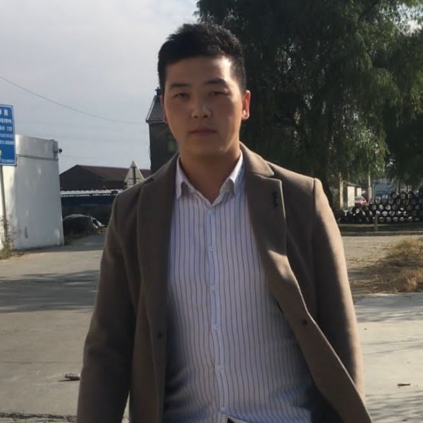 畅快和大门的照片